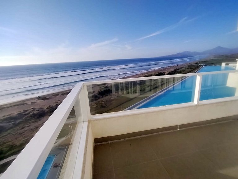¡Vive tus sueños con vista al mar en La Serena!