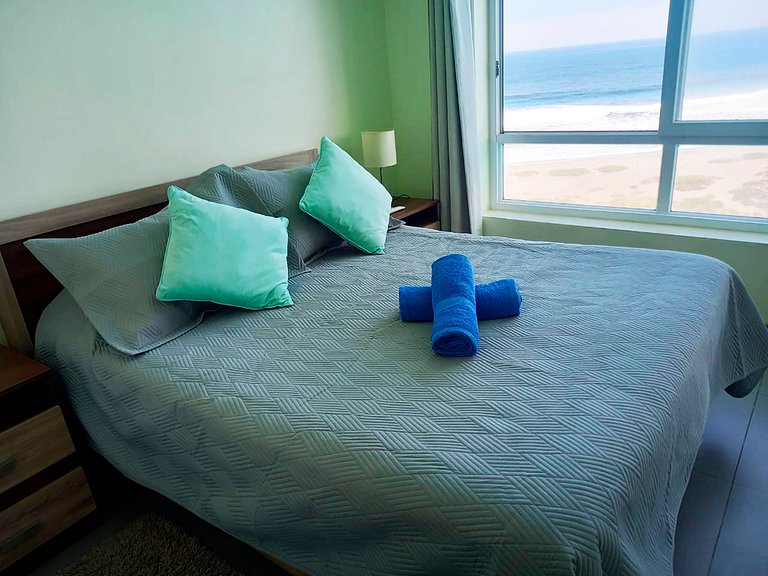 Smart Host Rentals- Tu hogar frente al Mar