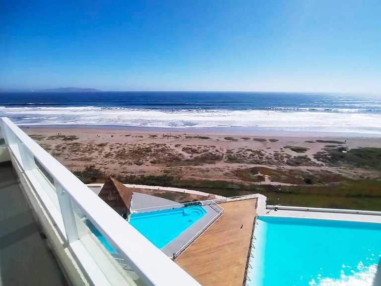 ¡Vive tus sueños con vista al mar en La Serena!