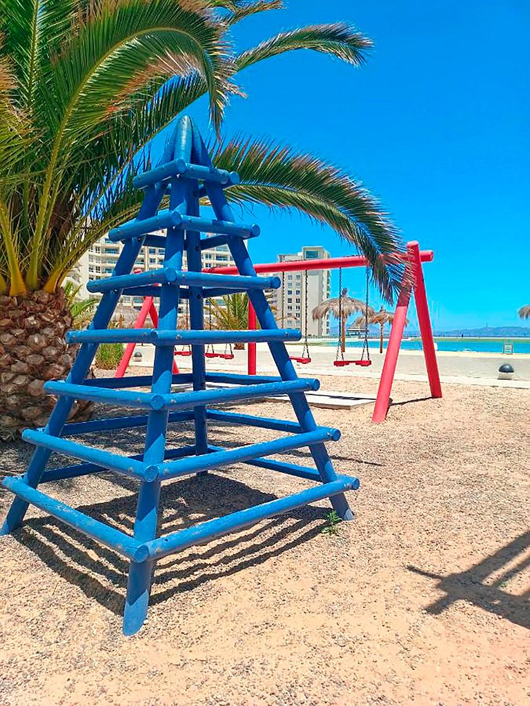 ¡Vive tus sueños con vista al mar en La Serena!