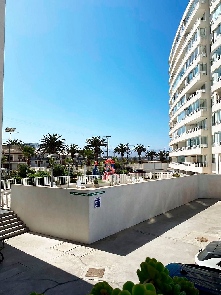 Smart Host Rentals- Estilo y Confort Frente al Mar