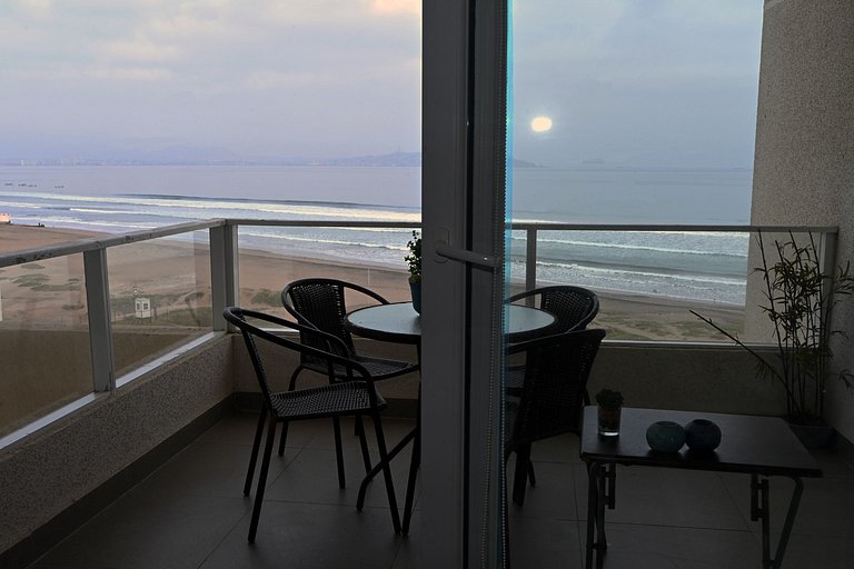 Smart Host Rentals - Seafront Getaway