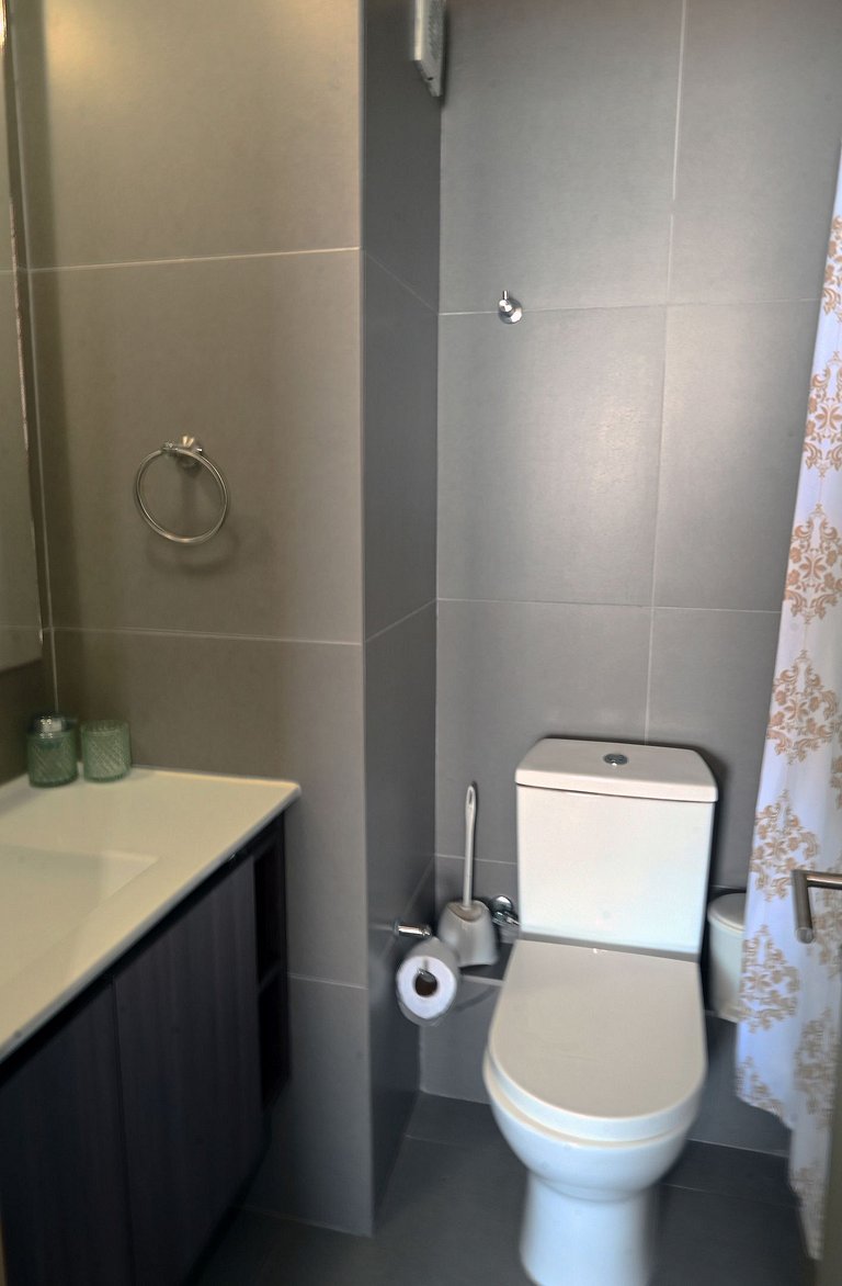 Smart Host Rentals - Seafront Getaway