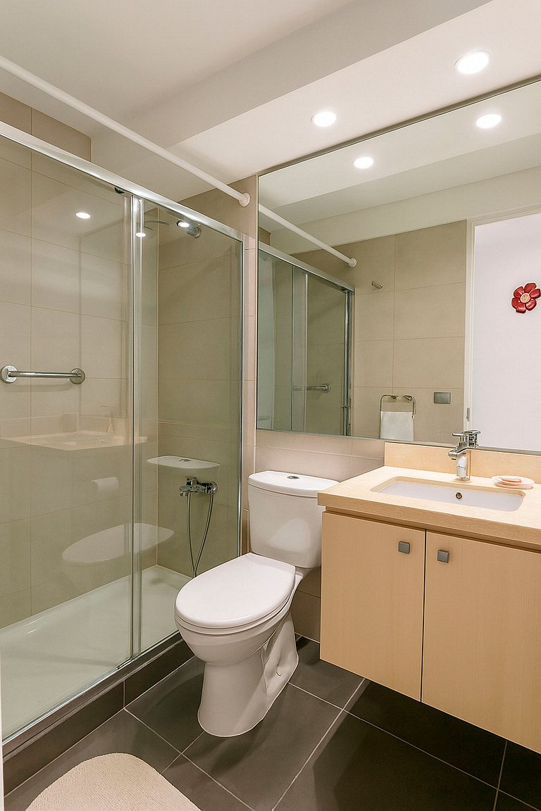 AQUA – Mar, Espacio, Vista y Comodidades Premium