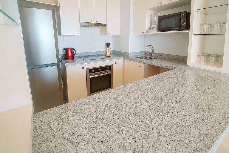 AQUA – Mar, Espacio, Vista y Comodidades Premium