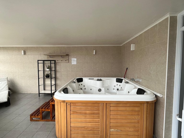 AQUA – Mar, Espacio, Vista y Comodidades Premium