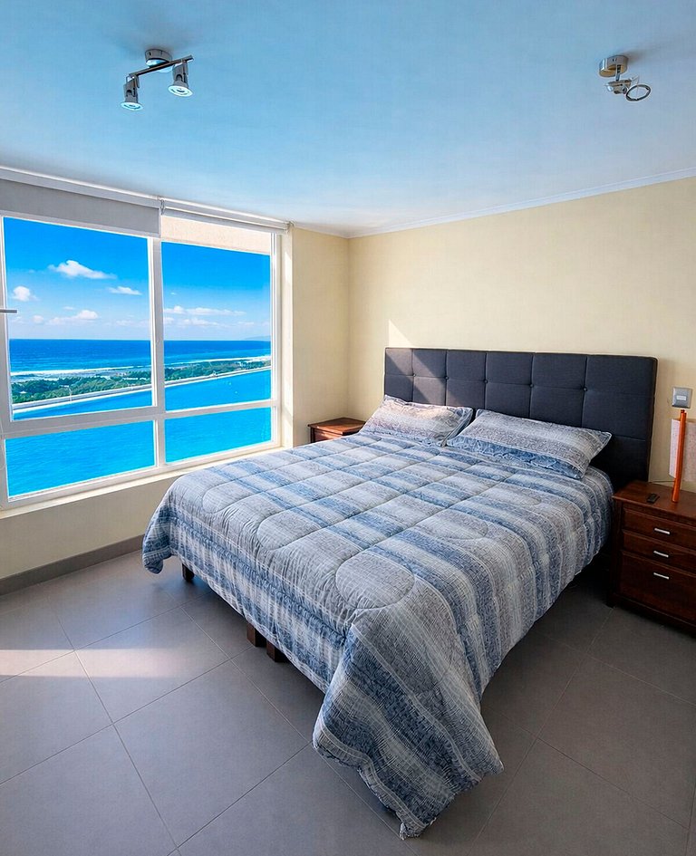 Sea, Space and Relaxation – Laguna del Mar