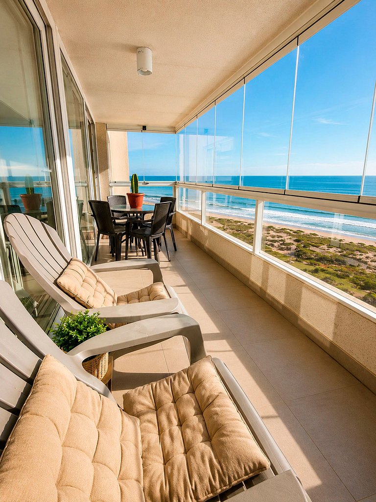 Between the Sea & the Lagoon – 2 En-suite Bedrooms